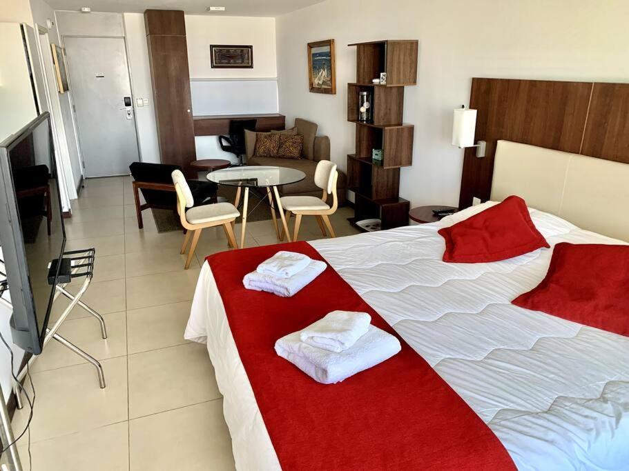 Golden Hour Studio - Dos Orillas 404 Colonia del Sacramento Ngoại thất bức ảnh